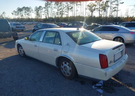 2003 Cadillac Deville Standard z USA, uszkodzony, nr VIN 1G6KD54Y43U279978